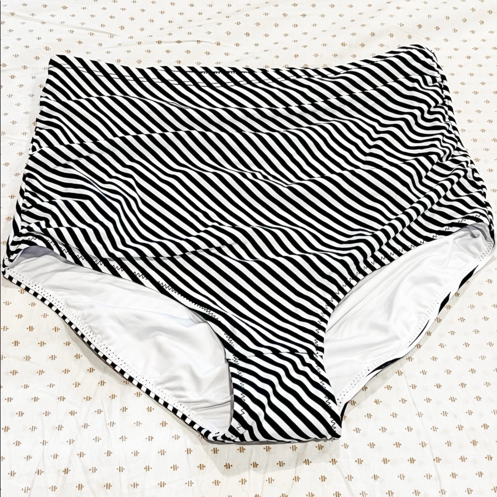 👙[KIAVA] Ruched High Rise Bottoms - Swim